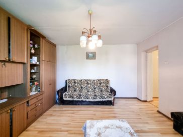 PARDUODAMAS 1 KAMBARIO BUTAS PIRMAME AUKŠTE44