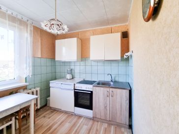 PARDUODAMAS 1 KAMBARIO BUTAS PIRMAME AUKŠTE