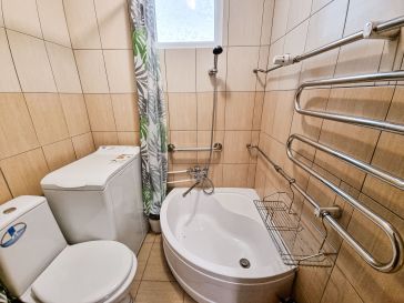 PARDUODAMAS 1 KAMBARIO BUTAS PIRMAME AUKŠTE