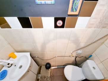 PARDUODAMAS 1 KAMBARIO BUTAS PIRMAME AUKŠTE