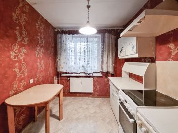 PARDUODAMAS 1 KAMBARIO BUTAS PIRMAME AUKŠTE