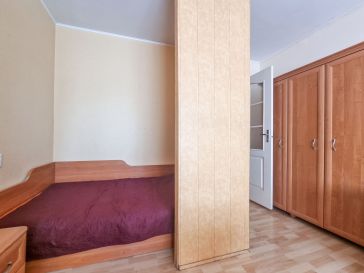 PARDUODAMAS 1 KAMBARIO BUTAS PIRMAME AUKŠTE