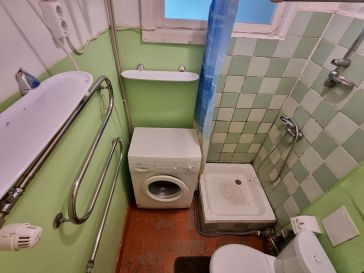 PARDUODAMAS 1 KAMBARIO BUTAS RENOVUOTAME NAME LAISVĖS AL. 9