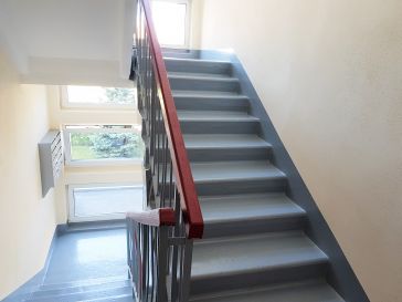PARDUODAMAS  2  KAMBARIŲ  BUTAS  2 AUKŠTE