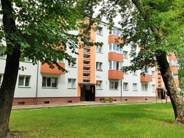 PARDUODAMAS  2  KAMBARIŲ  BUTAS  2 AUKŠTE
