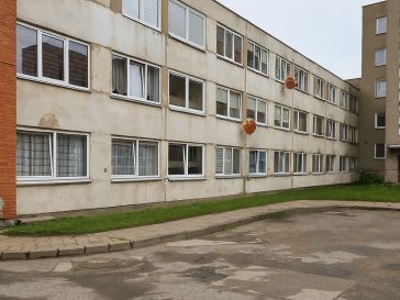 PARDUODAMAS 2 KAMBARIŲ BUTAS DARIAUS IR GIRĖNO G. 18A