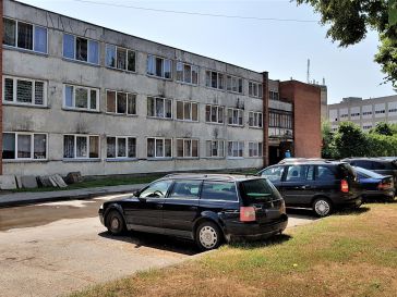 PARDUODAMAS 2 KAMBARIŲ BUTAS DARIAUS IR GIRĖNO G. 18A