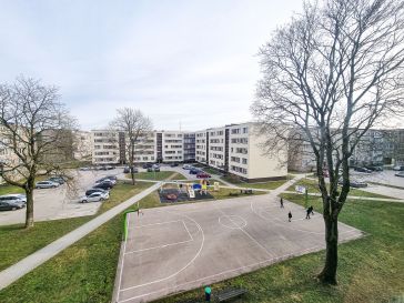 PARDUODAMAS 2 KAMBARIŲ BUTAS MELIORATORIŲ AL. 10