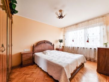 PARDUODAMAS 2 KAMBARIŲ BUTAS MELIORATORIŲ AL. 10
