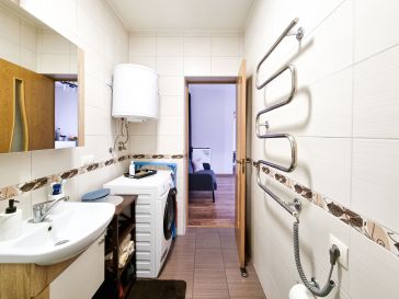 PARDUODAMAS 2 KAMBARIŲ BUTAS ŠILUTĖJE ŽEMAIČIŲ NAUMIESČIO G. 1