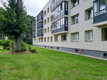 PARDUODAMAS 2 KAMBARIŲ BUTAS RENOVUOTAME NAME TRAKSĖDŽIUOSE 