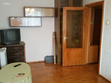 PARDUODAMAS 3-JŲ  KAMBARIŲ BUTAS