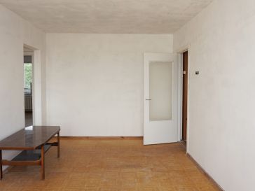 PARDUODAMAS  3-JŲ KAMBARIŲ BUTAS MELIORATORIŲ AL. 8