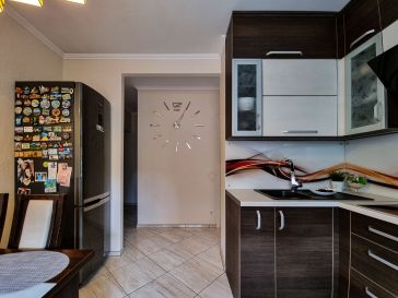 PARDUODAMAS 3 KAMBARIŲ BUTAS  KĘSTUČIO G. 10