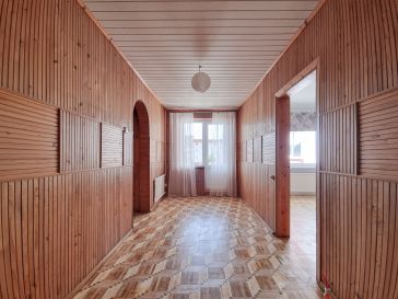 PARDUODAMAS 3 KAMBARIŲ SU DIDŽIUOJU HOLU BUTAS LIEPŲ G. 21