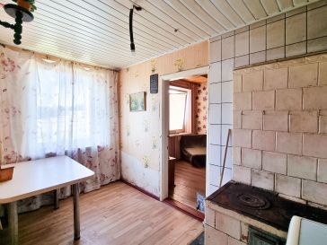 PARDUODAMAS 3 KAMBARIŲ BUTAS PIRMAME AUKŠTE