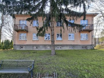 PARDUODAMAS 3 KAMBARIŲ BUTAS TILŽĖS G. 40