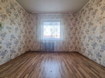 PARDUODAMAS 3 KAMBARIŲ SU DIDŽIUOJU HOLU BUTAS H.ZUDERMANO G. 365