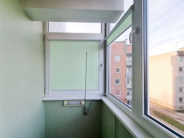 PARDUODAMAS 3 KAMBARIŲ SU DIDŽIUOJU HOLU BUTAS H.ZUDERMANO G. 3