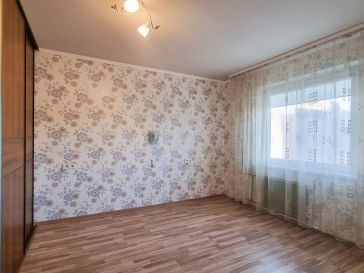 PARDUODAMAS 3 KAMBARIŲ SU DIDŽIUOJU HOLU BUTAS H.ZUDERMANO G. 3