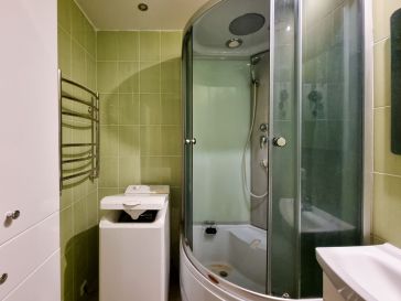 PARDUODAMAS 3 KAMBARIŲ SU DIDŽIUOJU HOLU BUTAS H.ZUDERMANO G. 3