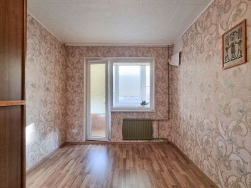 PARDUODAMAS 3 KAMBARIŲ SU DIDŽIUOJU HOLU BUTAS H.ZUDERMANO G. 3