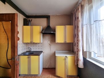 PARDUODAMAS 3 KAMBARIŲ SU DIDŽIUOJU HOLU BUTAS H.ZUDERMANO G. 7
