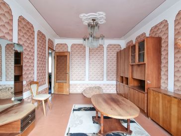 PARDUODAMAS 3 KAMBARIŲ SU DIDŽIUOJU HOLU BUTAS H.ZUDERMANO G. 7