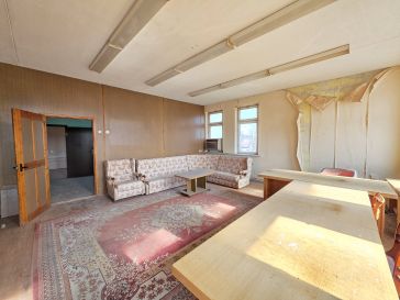 PARDUODAMA ADMINISTRACINIO PASTATO DALIS ŠILUTĖJE, TILŽĖS G. 48