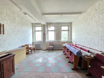 PARDUODAMA ADMINISTRACINIO PASTATO DALIS ŠILUTĖJE, TILŽĖS G. 48