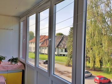 PARDUODAMAS  3-JŲ KAMBARIŲ BUTAS JUKNAIČIUOSE