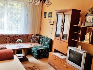 PARDUODAMAS  3-JŲ KAMBARIŲ BUTAS JUKNAIČIUOSE