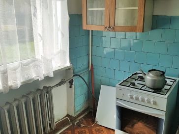 PARDUODAMAS DVIEJŲ KAMBARIŲ BUTAS PIRMAME AUKŠTE