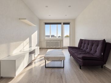 PARDUODAMAS ERDVUS 3 KAMBARIŲ  BUTAS ŠILUTĖJE 