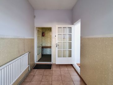 PARDUODAMAS ERDVUS PASTATAS - MECHANINĖS DIRBTUVĖS 