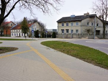 PARDUODAMA GYVENAMOJO NAMO DALIS CINTJONIŠKIŲ G. ŠILUTĖJE