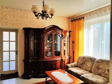 PARDUODAMAS  NAMAS KALINAUSKO G. ŠILUTĖJE
