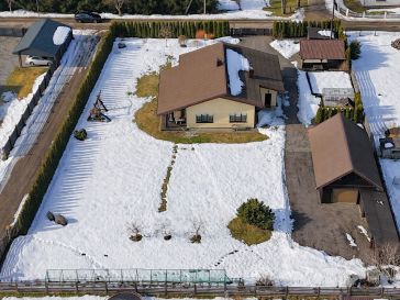 PARDUODAMAS GYVENAMASIS NAMAS ŠILUTĖS R. SAV., SAUGŲ K., PARKO G.