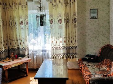 PARDUODAMAS GYVENAMASIS NAMAS SU 17 ARŲ ŽEMĖS SKLYPU Ž. NAUMIESTYJE
