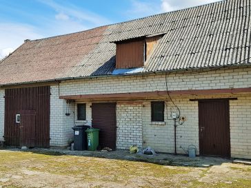 PARDUODAMAS GYVENAMASIS NAMAS SU 17 ARŲ ŽEMĖS SKLYPU Ž. NAUMIESTYJE