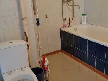 PARDUODAMAS NAMAS ŽEMAIČIŲ NAUMIESČIO SEN. DEGUČIŲ KM.