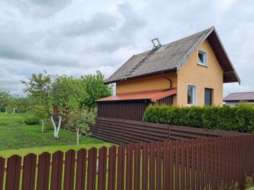 PARDUODAMAS SODO NAMAS SU 6 ARŲ ŽEMĖS SKLYPU47