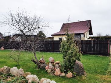 PARDUODAMAS SODO NAMAS SU   6 ARŲ  ŽEMĖS SKLYPU