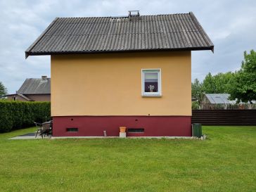 PARDUODAMAS SODO NAMAS SU 6 ARŲ ŽEMĖS SKLYPU