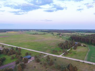 PARDUODAMAS ŽEMĖS ŪKIO PASKIRTIES ŽEMĖS SKLYPAS 