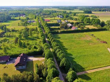 PARDUODAMAS NAMŲ VALDOS ŽEMĖS SKLYPAS MACIKUOSE