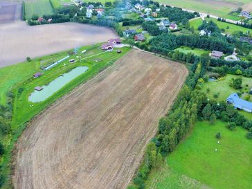 PARDUODAMI DU NAMŲ VALDOS ŽEMĖS SKLYPAI 