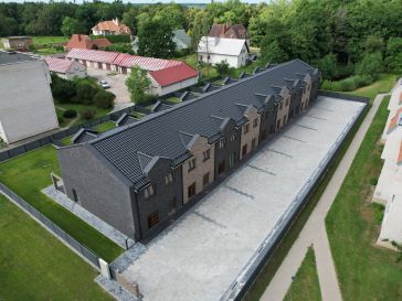PARDUODAMI KOTEDŽAI ŠILUTĖJE